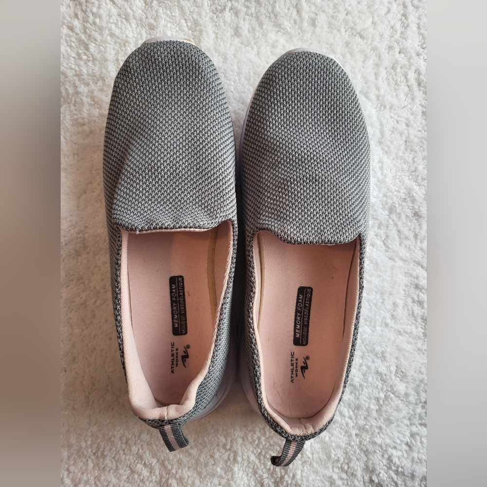 9 Slip On Sneakers